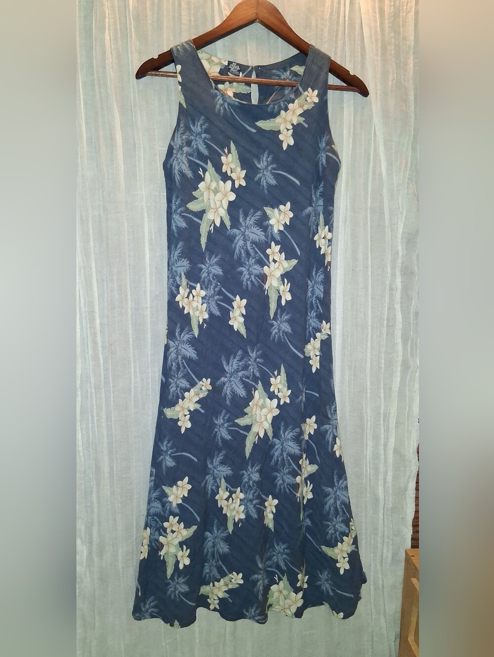 Navy Floral Sleeveless Maxi Dress